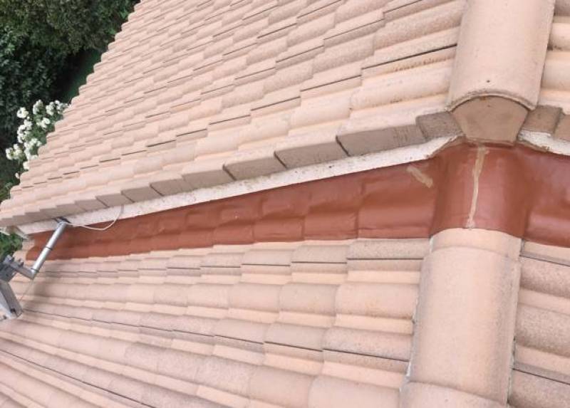 Entretien dépannage de toiture et façade var